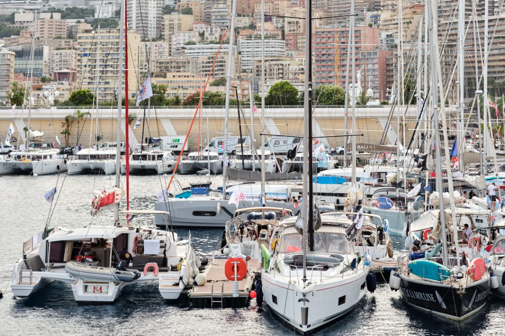 A wind of hope for children 7 voiles de l'espoir