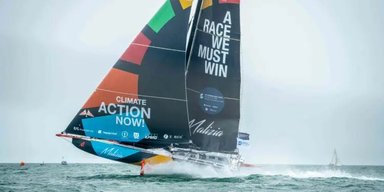 Malizia-Seaexplorer prend le large sur la Course des Caps