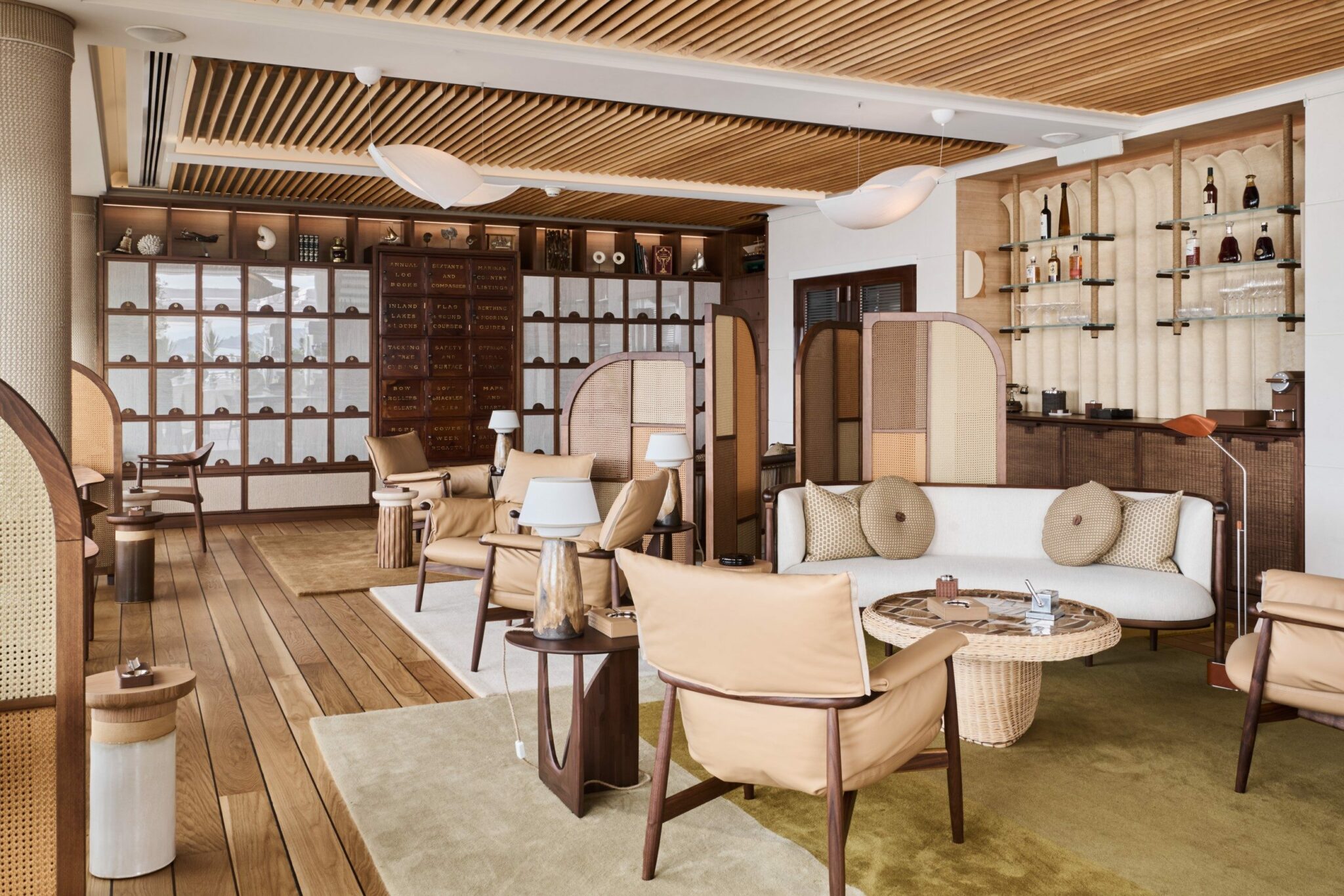 cigar lounge