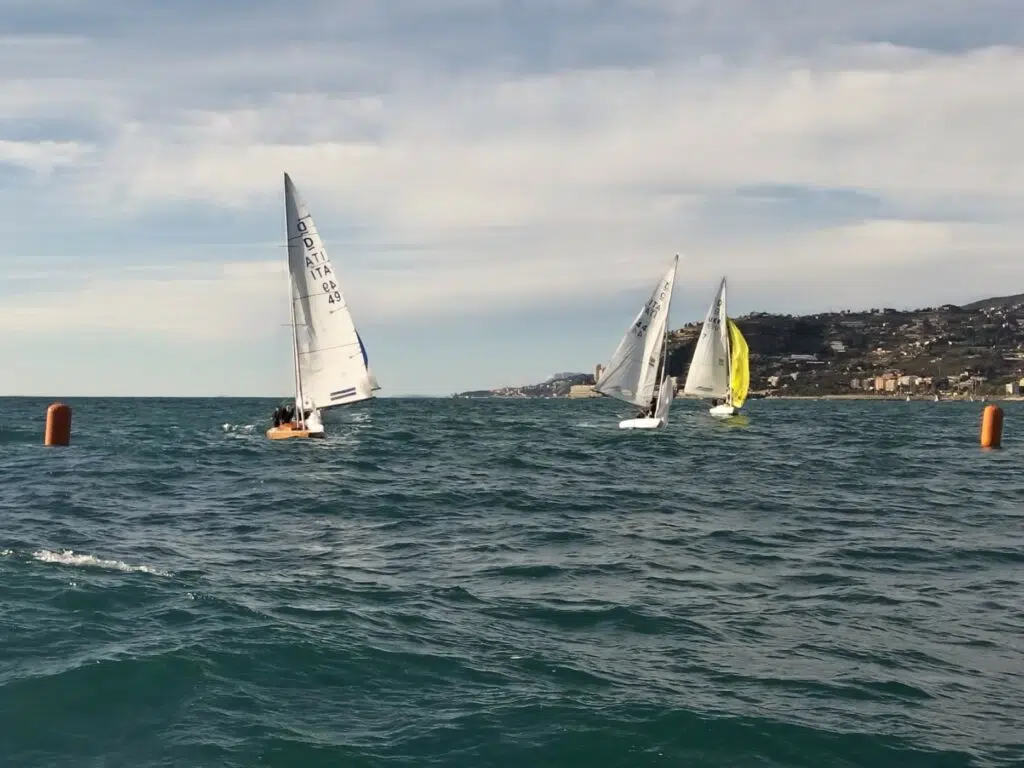 Les membres du Y.C.M. sur le podium à Sanremo
