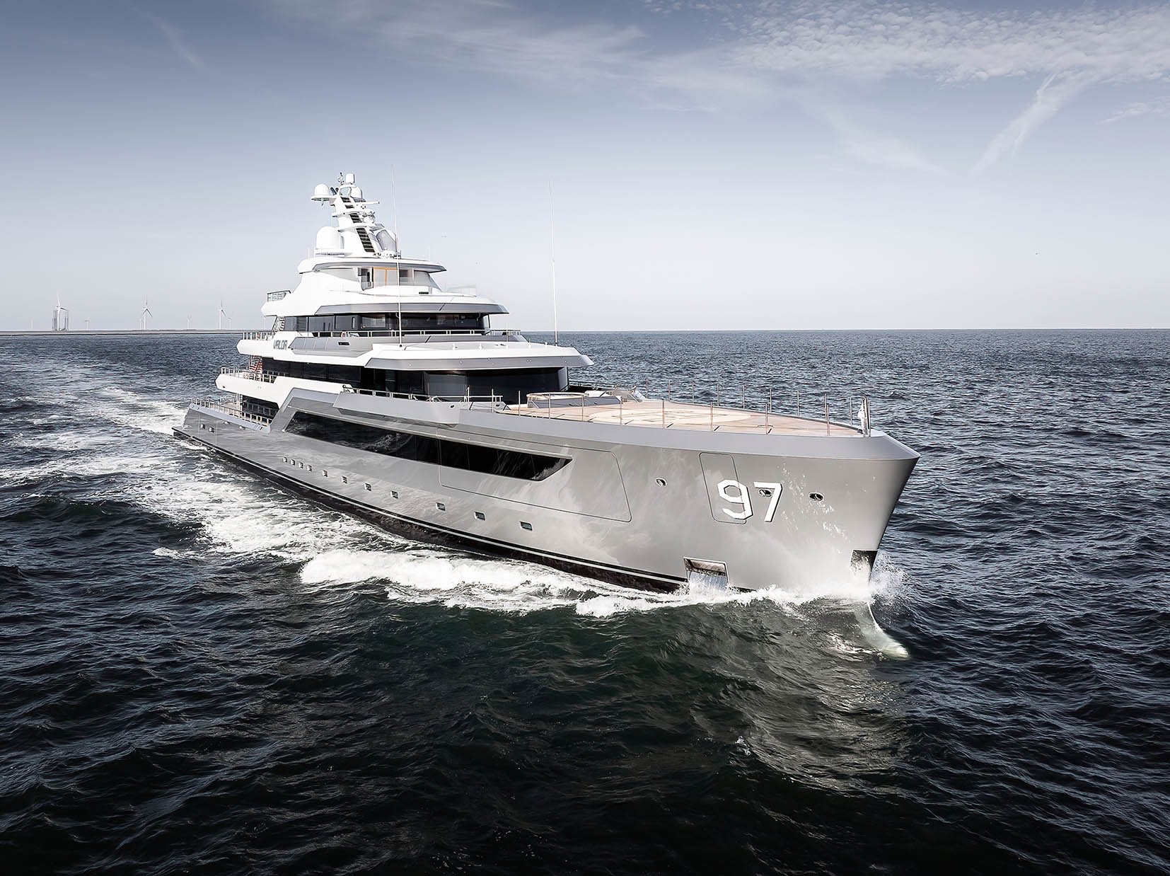 m/y valor explorer awards