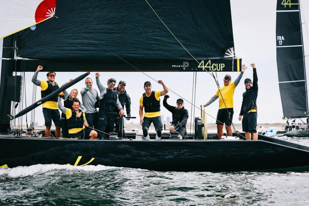 Team Nika crowned for the 5th time, Charisma and Artemis Racing in Top 10 9 Victoire Team Nika